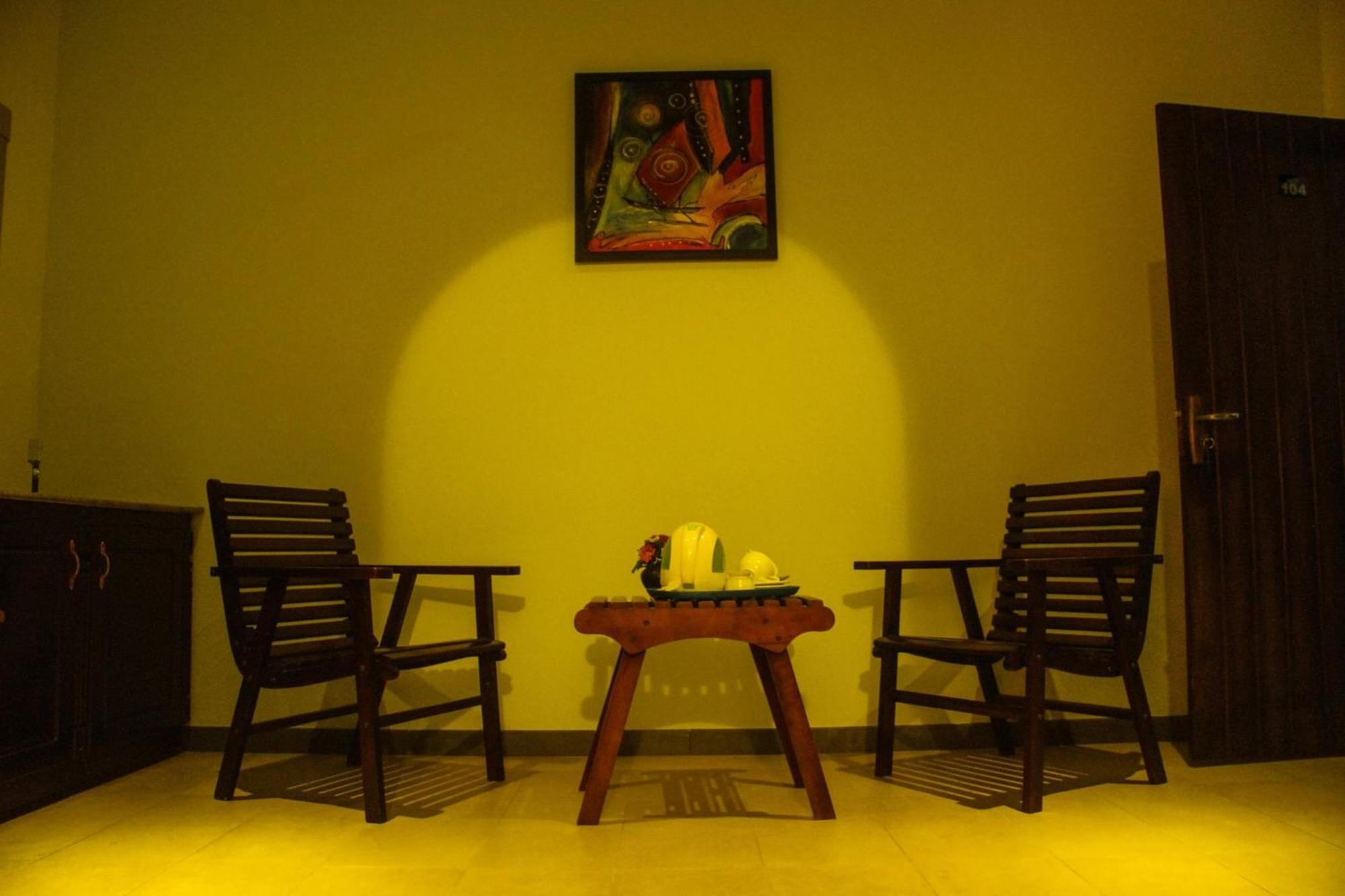 Hotel Romano Negombo Esterno foto