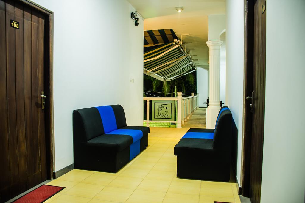 Hotel Romano Negombo Esterno foto